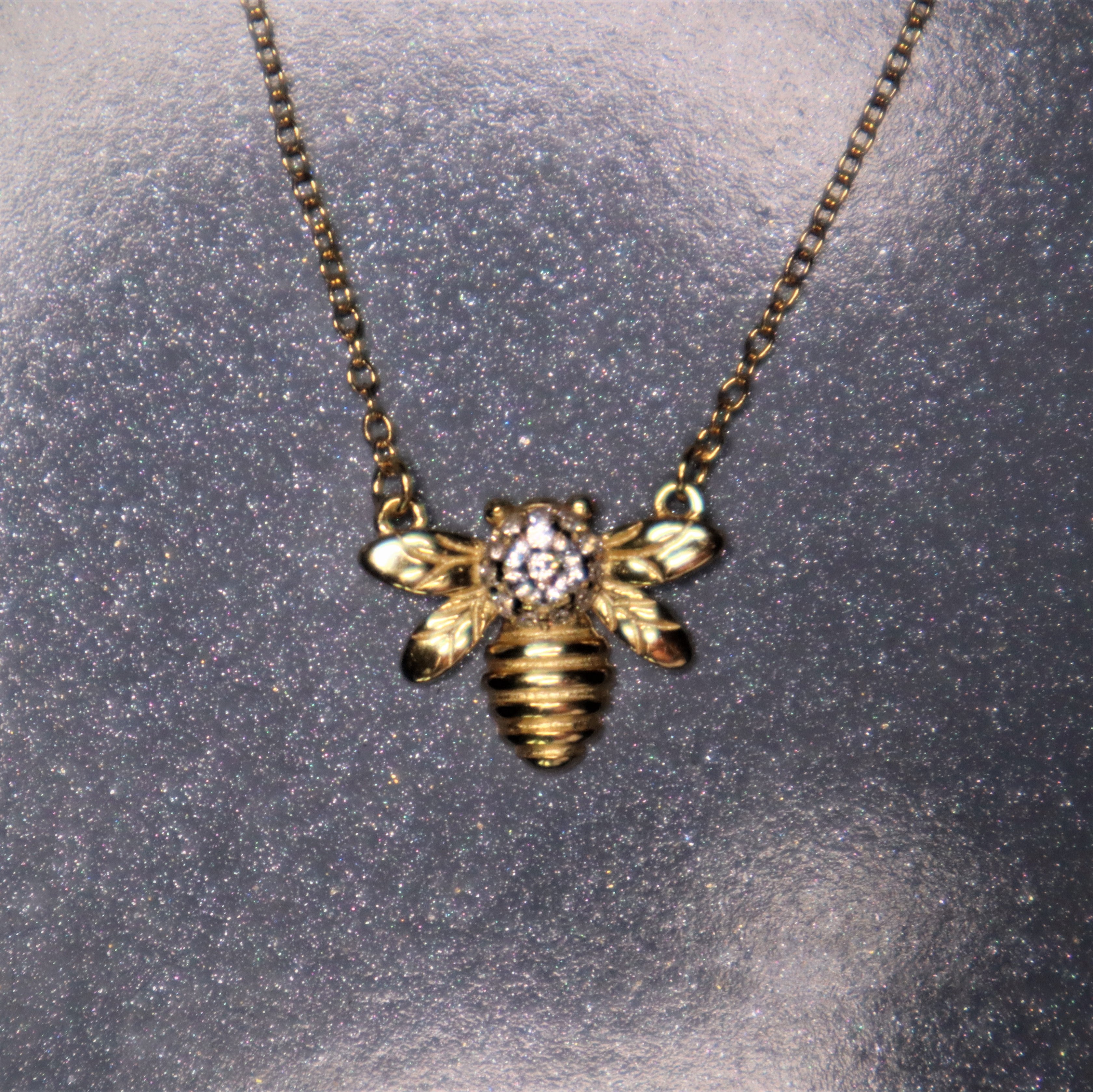 GOLD BEE NECKLACE